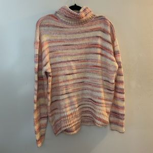 NWOT MULTIPLE COLOUR TURTLENECK